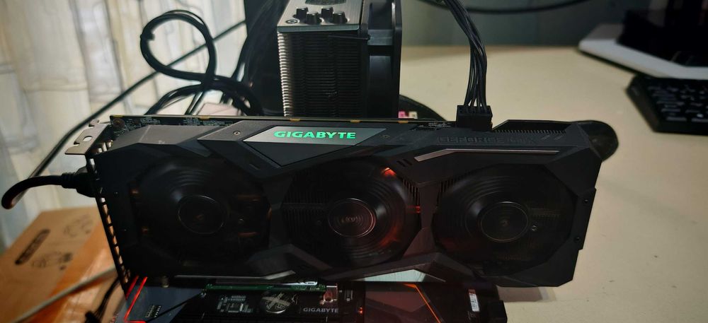 Продавам Перфектна Видео Карта Gigabyte Gaming Trio GTX 1660 Super OC