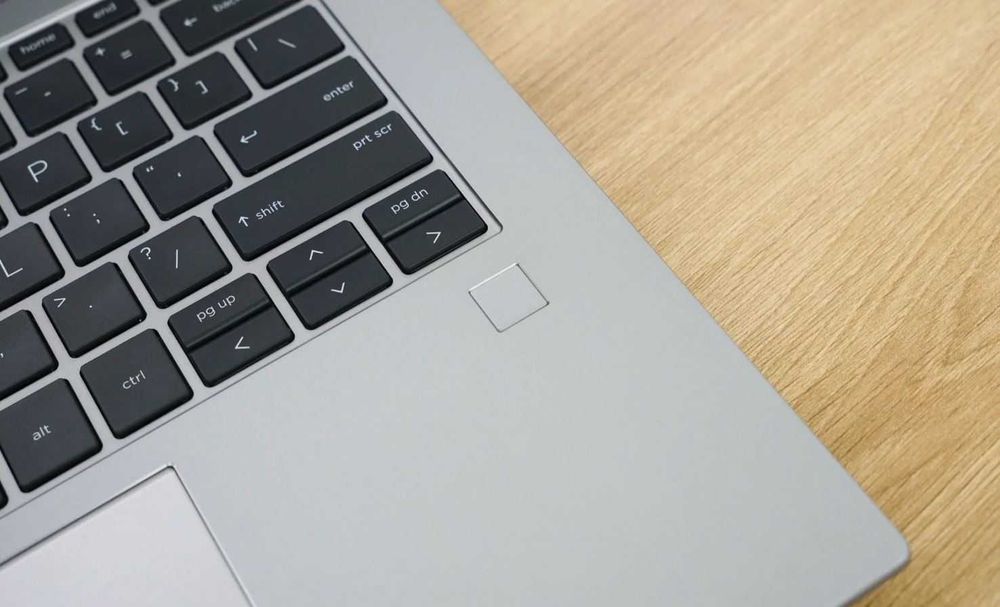 Лаптоп HP ZBook Firefly 14 G9 / iIntel® Core™ i7-1265U / 32GB DDR5 / 256GB NVMe SSD - Лицензиран Microsoft Office Pro Plus 2024