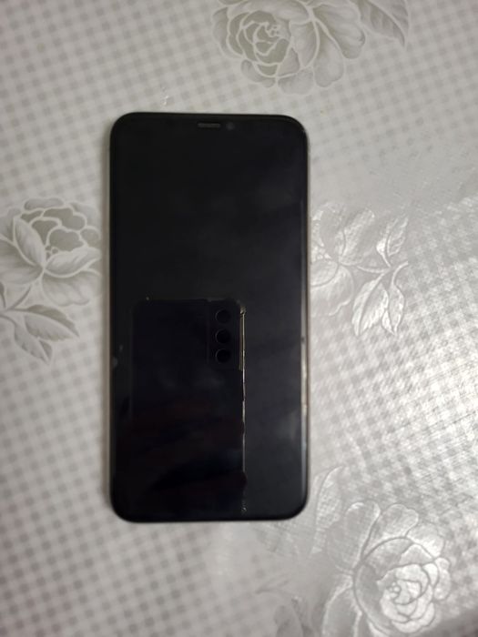 Iphone 11 про хороший состояние