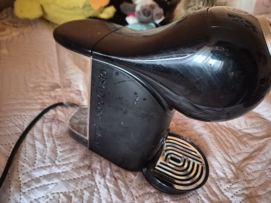 Кафемашина с капусли Nestle Dolche Gusto KRUPS