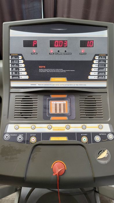 Bandă de alergat DHS