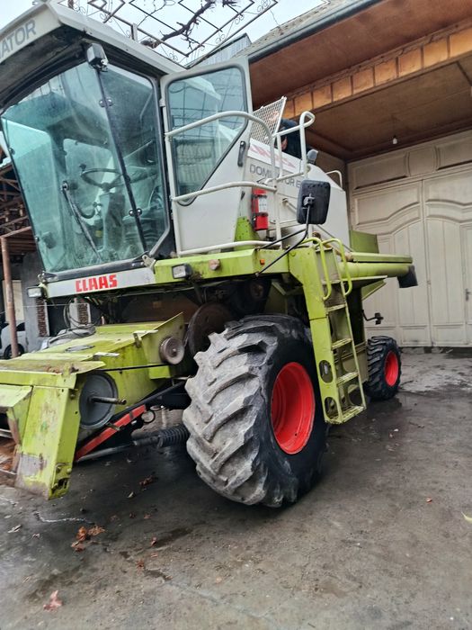 Claas daminator 130