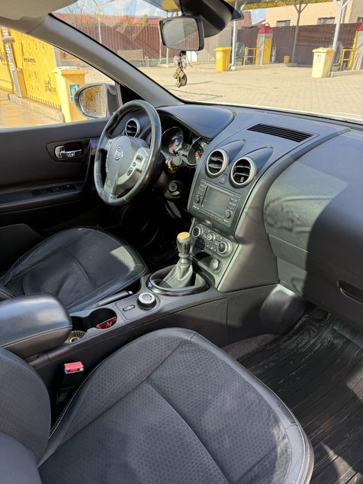 Vand Nissan Qaschai +2 1.6DCI 4x4 7 Locuri Camere 360 Panoramic
