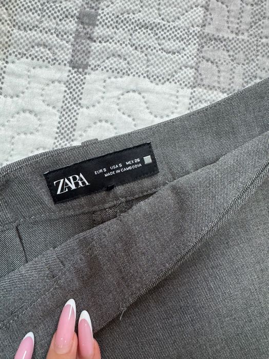 Пола панталон Zara
