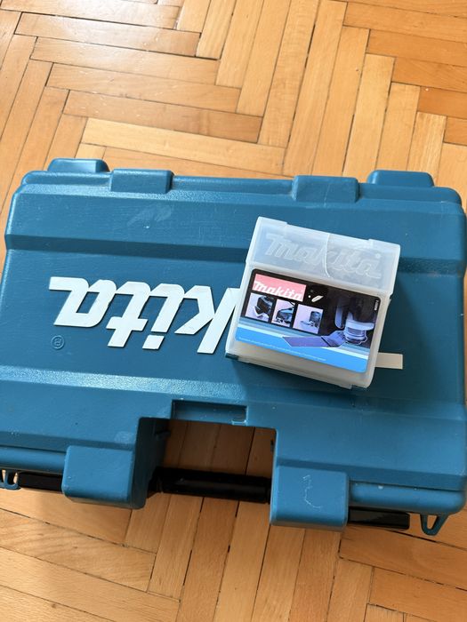 Multi tool  MAKITA TM3010C