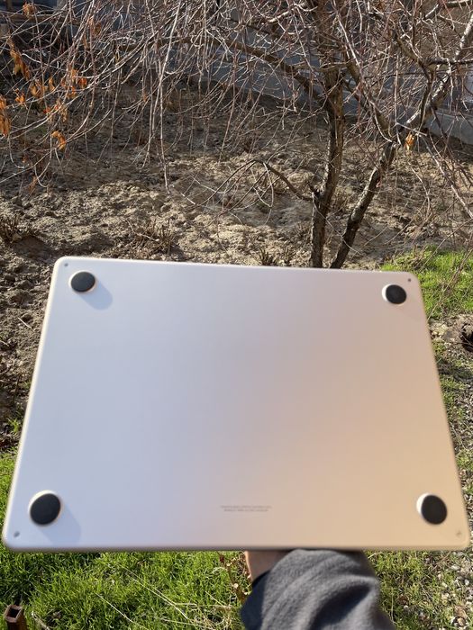 MacBook Air 13, M2 (16/256)