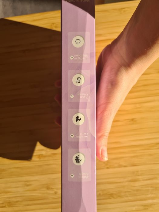 Преносима електрическа четка за коса с USB