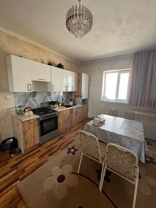 Қайназарда 4 бөлмелі үй сатылады,  срочно.