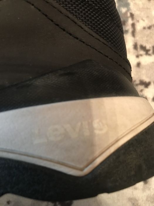 Обувь мужская levi”s черного цвета