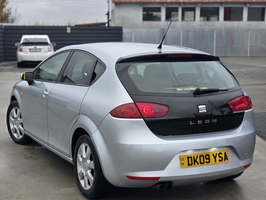 Seat Leon 2009 benzină, 1.490 € — imagine 5