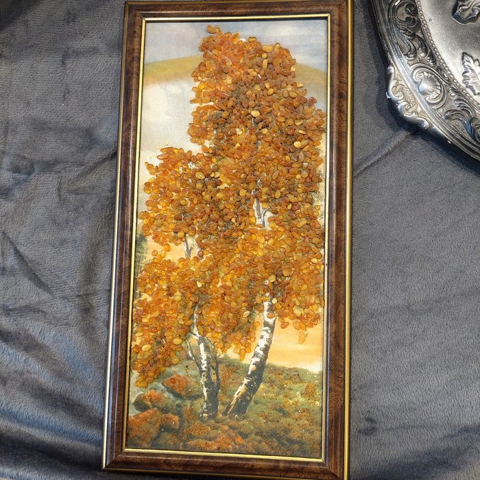 Продам картины и панно на стену.