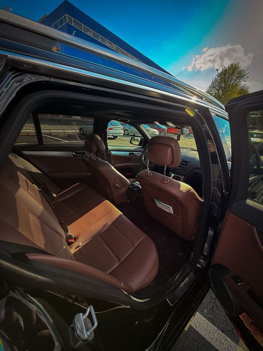 Mercedes Benz W204 C320 4Matic
