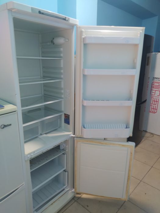 Продам холодильник