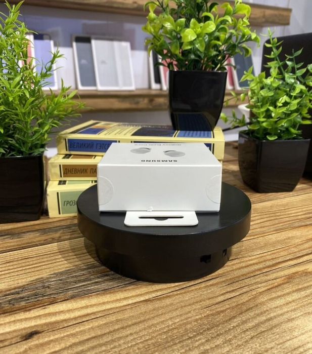 Наушники Samsung Buds Core белый