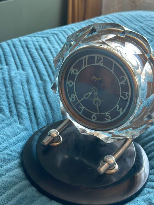 Продам часы антиквариат