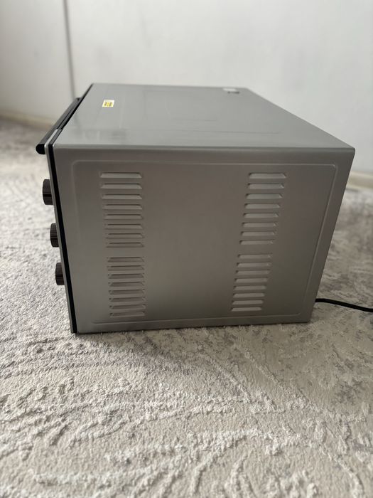 Продам Духовую печь Artel 42литра