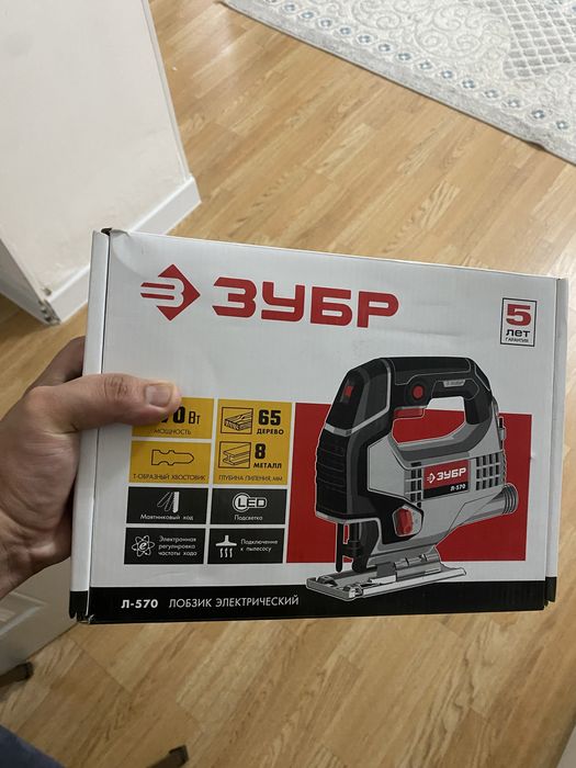 Зубр электрический лобзик
