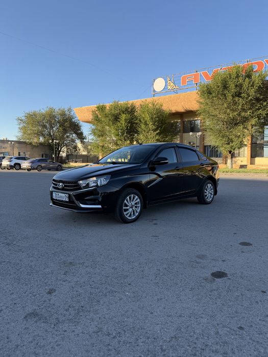 Продам lada vesta 20года