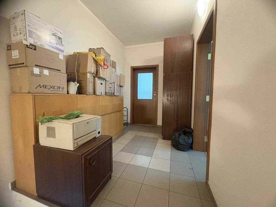 Дава се под наем Промишлена сграда в София, Военна рампа - 500 кв.м за 3500 € - Снимка #6