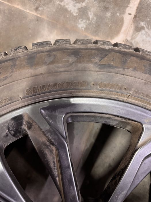 Комплект зимней резины R20