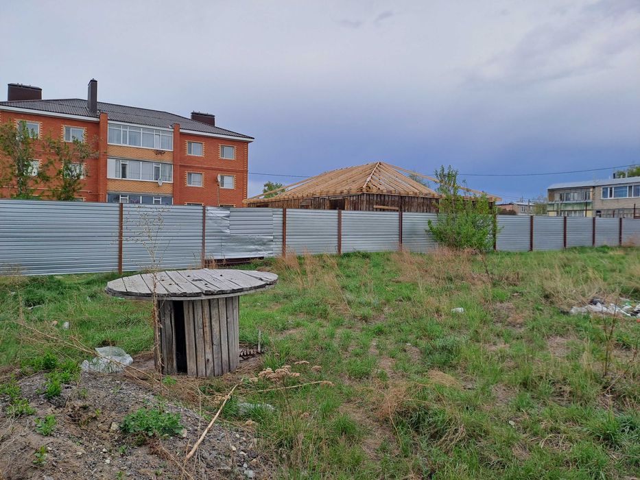 Продам зем. участок в центре г. Тобыл