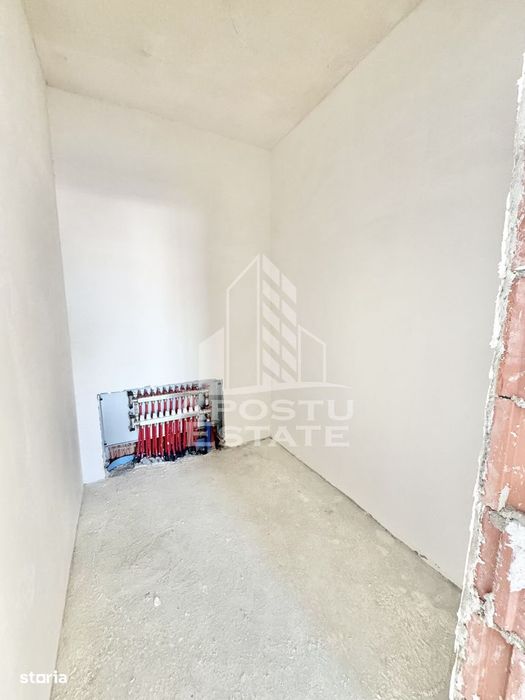 Penthouse cu 3 camere, dressing si terase de 50 mp la intrare in Giroc
