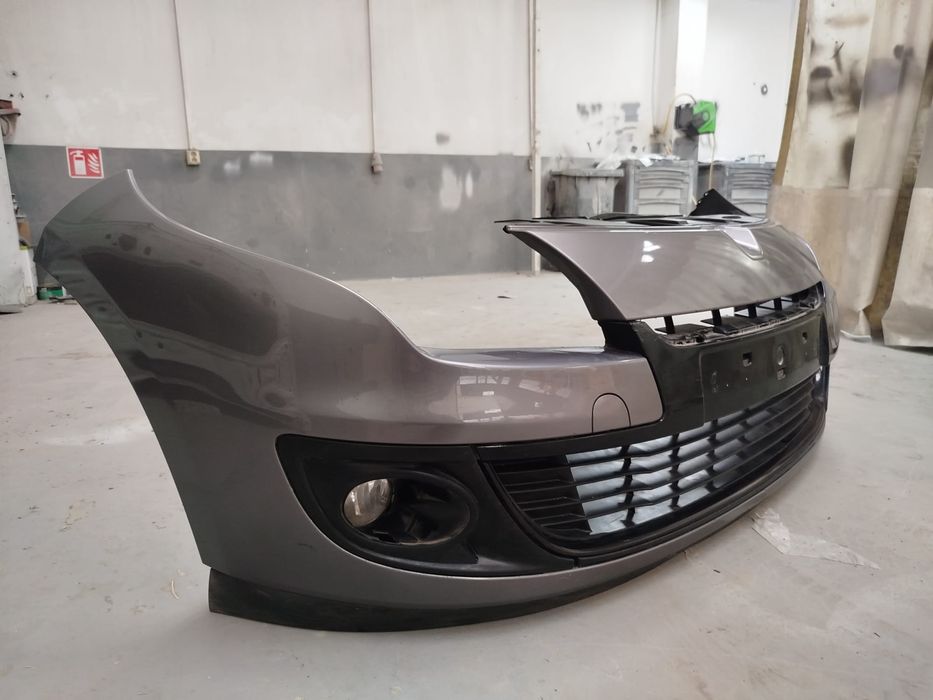 Bară față renault megane 3 an 2012
