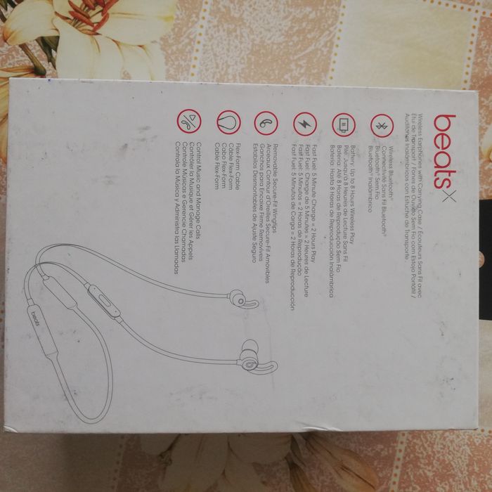 Beats by dr. Dre слушалки