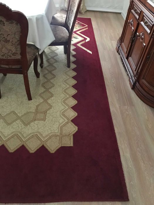 продам ковер в отличном состоянии