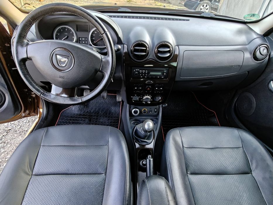 Dacia Duster 4x4 stare foarte bună îngrijită