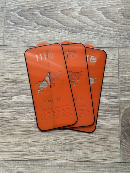 Folie de sticlă securizată Iphone 16 Pro - normala şi privacy