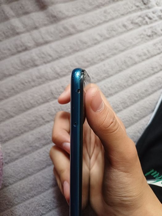 HUAWEI Y5, 13mega pixel, 2019 года, 32 гигов