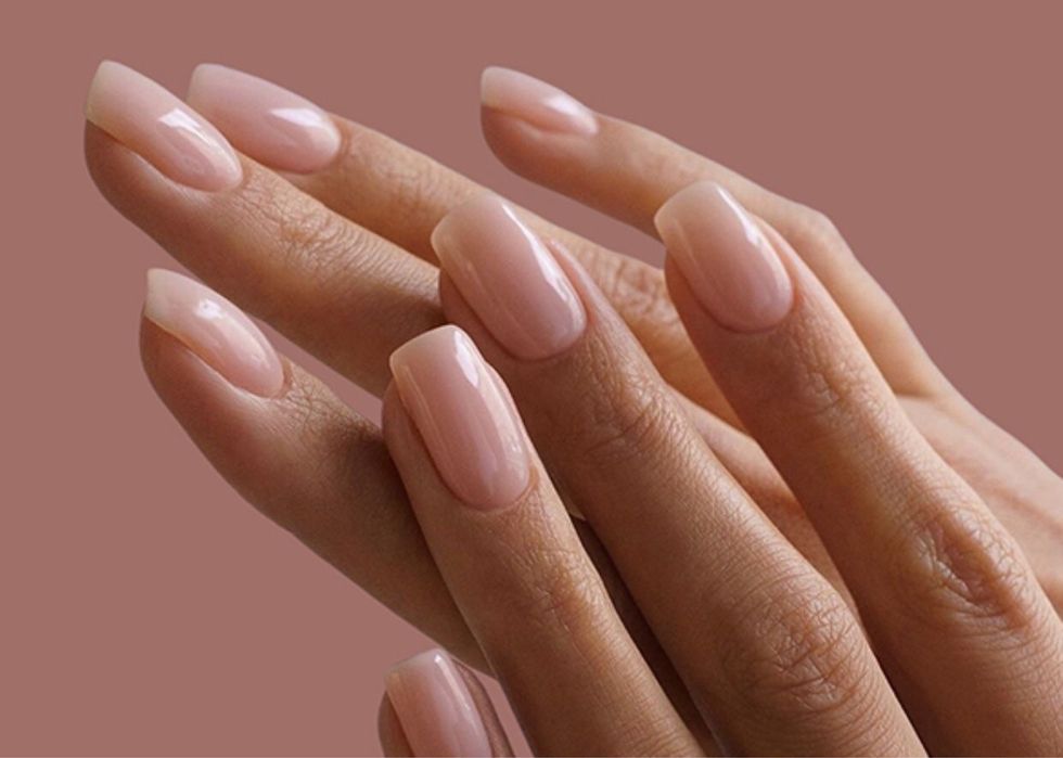 Продам базовый курс ( маникюр )