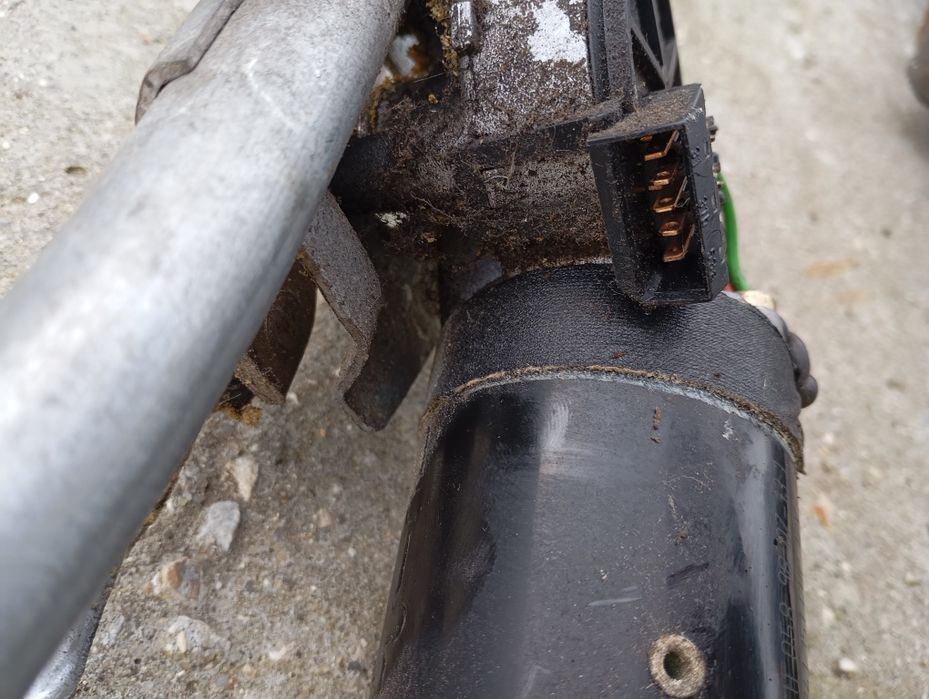 Моторче предни чистачки Audi A3 8l