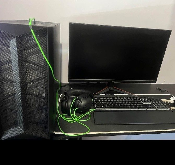 Геймърски компютър топ оферта