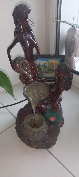 Фонтан-статуя продам