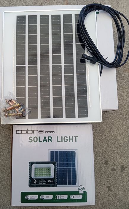 LED Соларен прожектор 100W,150W,200W,400W,600W,800W с отделен панел