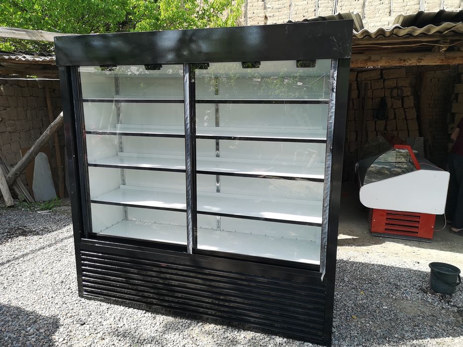 Витринный Холодильный Шкаф
