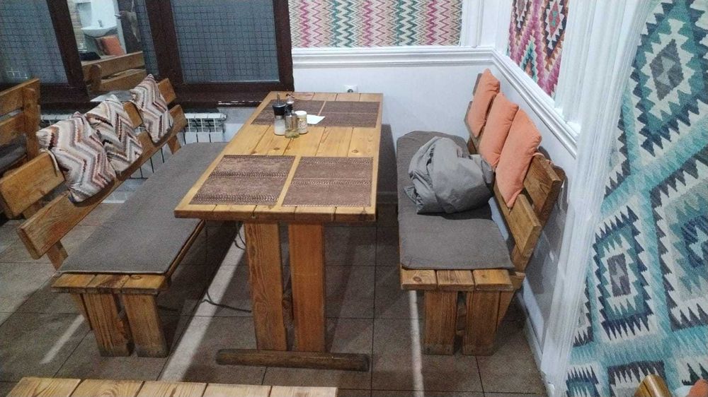 Продам столы для кафе