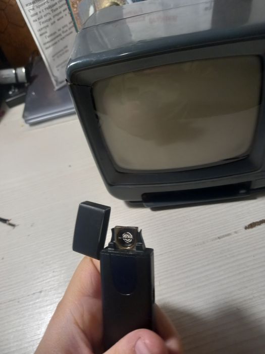 Продам электронную зажигалку