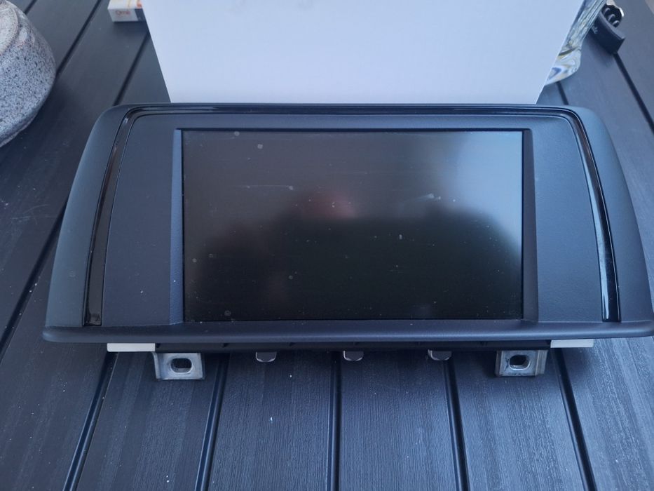 Дисплей от БМВ 318 2012Г.