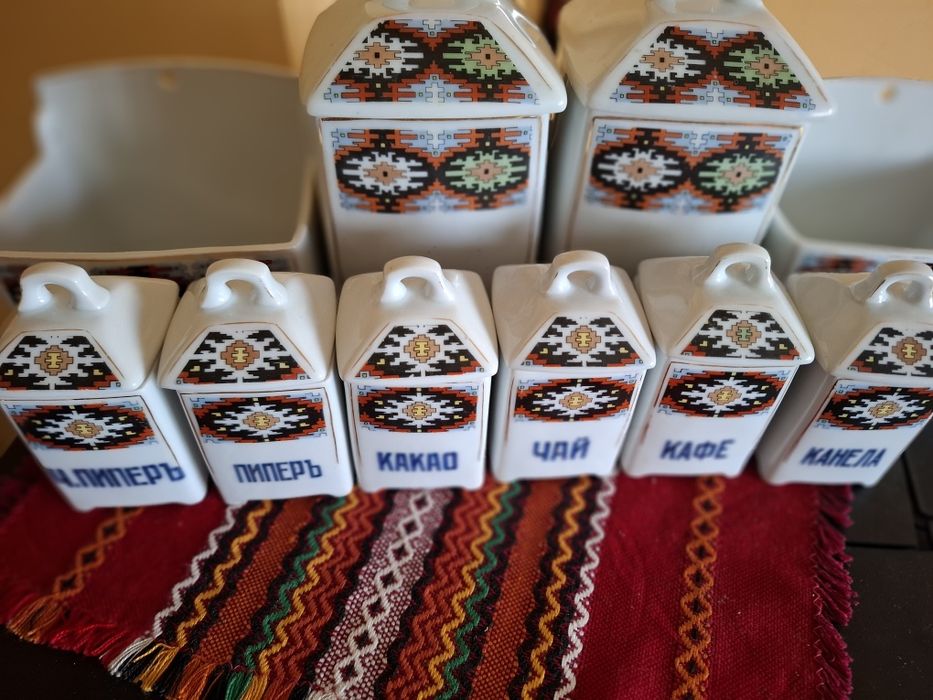 Сервиз за подправки