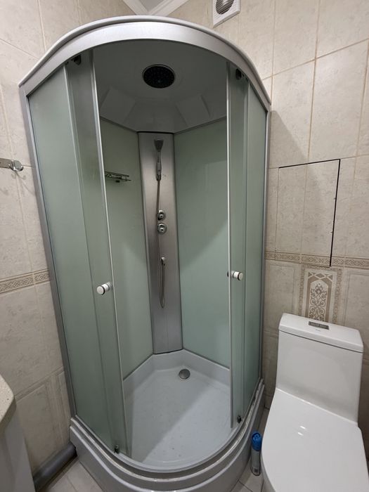 Душевая кабинка