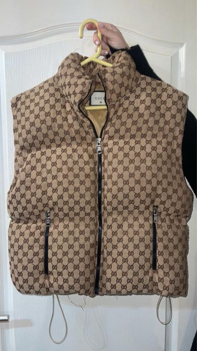 Puffer елек gucci