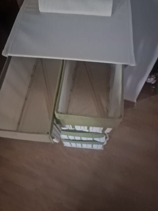 Organizator vertical multifunctional