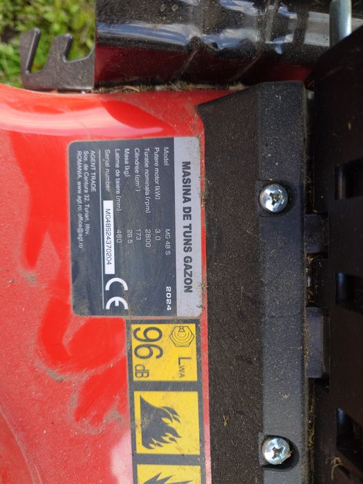 Masina tuns gazon MG48S