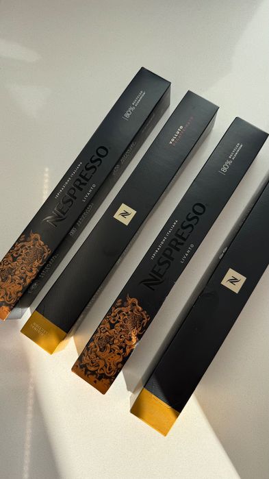 Espressor NespressoEssenza Mini C30 Alb + 40 capsule