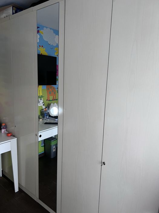 Vand dulap incapator