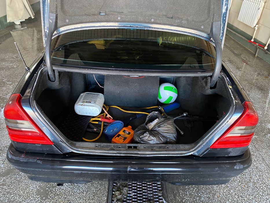 Продам Mercedes Benz C200