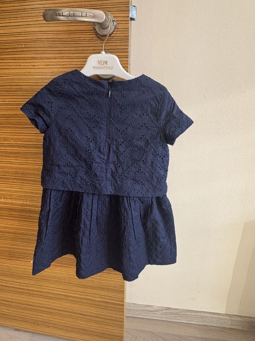 Рокли ,Tommy Hilfiger,Много  модерни.Цената е за всяка една от тях.